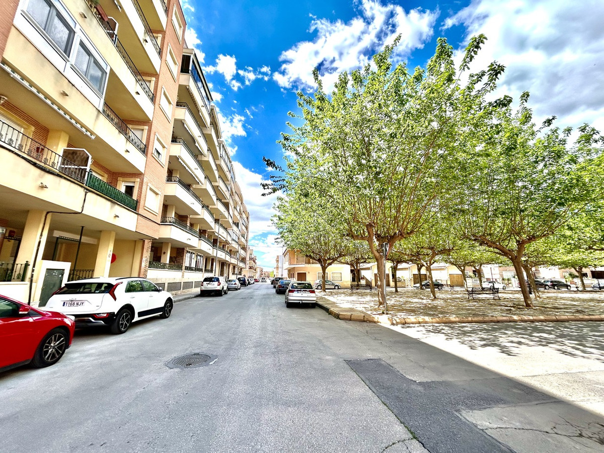 For sale - 4 Bedroom 2 Bathroom Apartment - Top Floor Apartment in Almoradi - Almoradi Centro  - Alicante