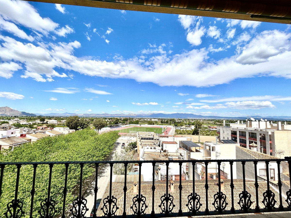 For sale - 4 Bedroom 2 Bathroom Apartment - Top Floor Apartment in Almoradi - Almoradi Centro  - Alicante