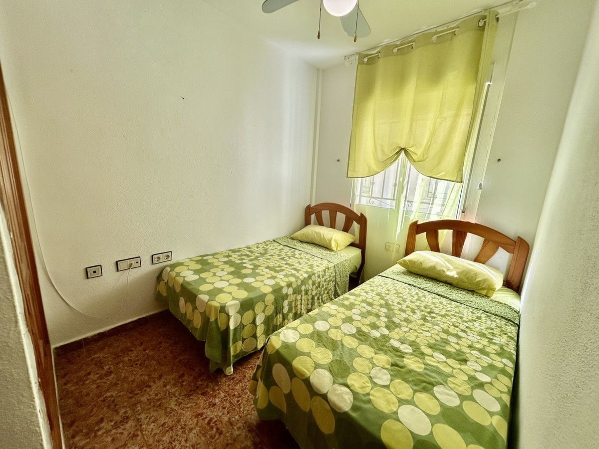 For sale - 2 Bedroom 1 Bathroom Top Floor Apartment in Los Altos  - Los Altos  - Alicante