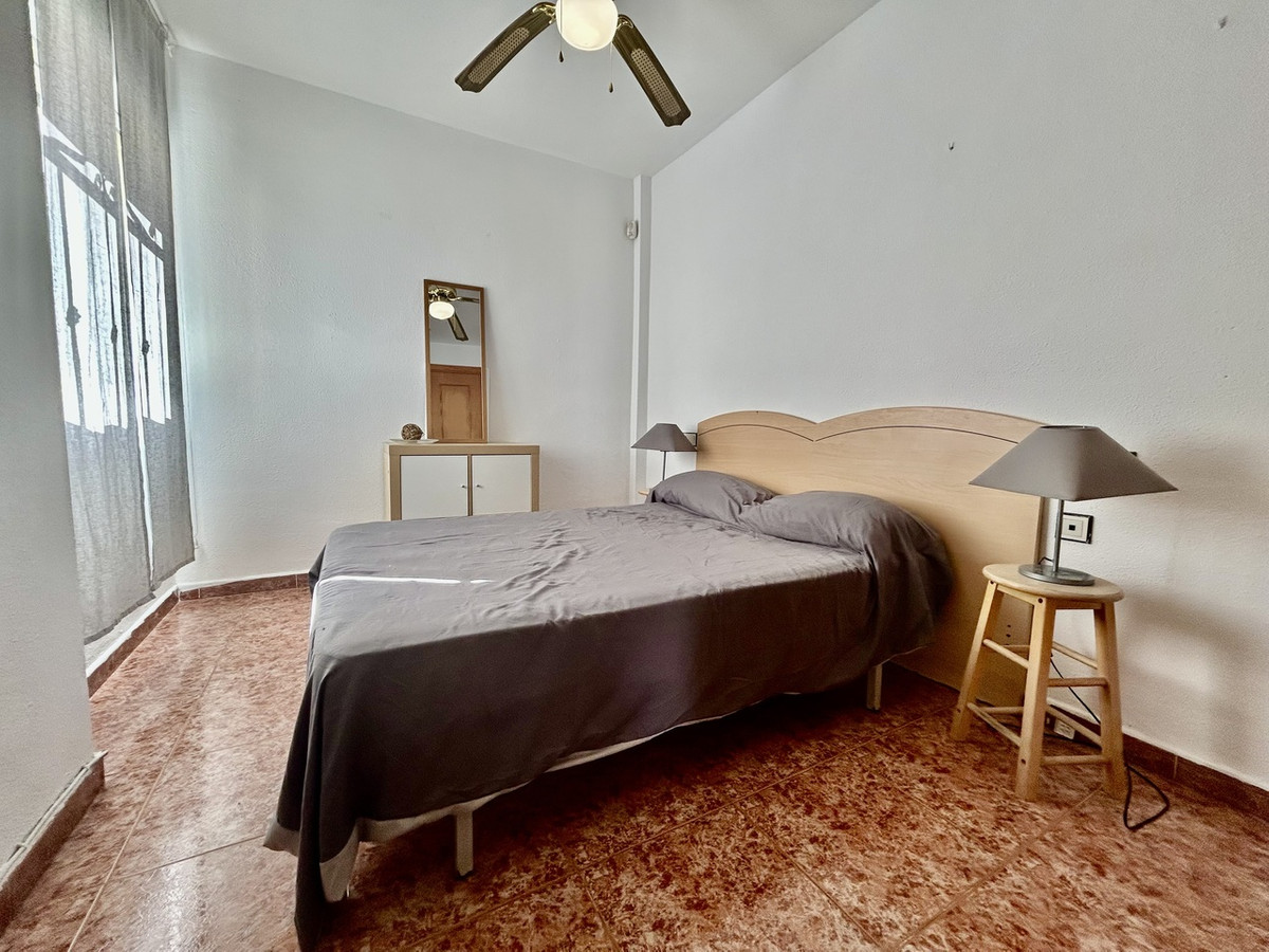 For sale - 2 Bedroom 1 Bathroom Top Floor Apartment in Los Altos  - Los Altos  - Alicante