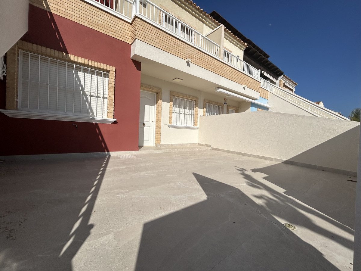 For sale - 2 Bedroom 1 Bathroom Apartment - Ground Floor Apartment in Pilar de la Horadada - Pilar de la Horadada Centro  - Alicante