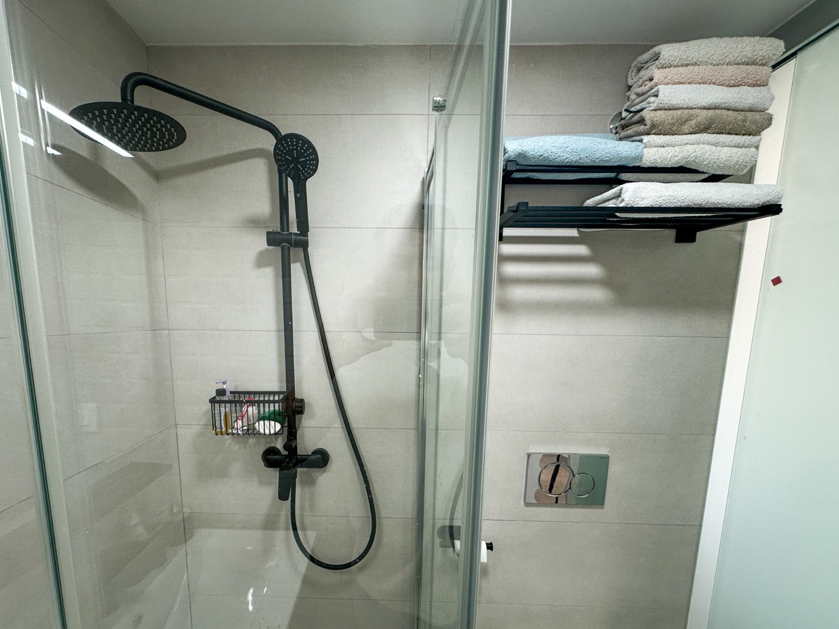 For sale - 2 Bedroom 2 Bathroom Apartment - Top Floor Apartment in Orihuela - Villamartin  - Alicante