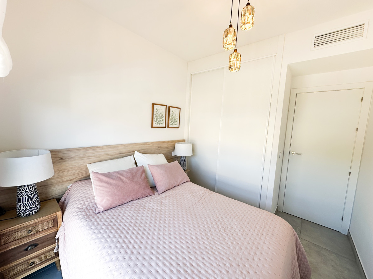 For sale - 2 Bedroom 2 Bathroom Apartment - Top Floor Apartment in Orihuela - Villamartin  - Alicante