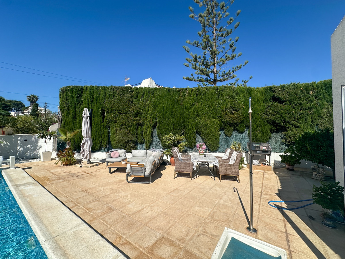 For sale - 2 Bedroom 2 Bathroom House - Townhouse in Torrevieja - Torrevieja Centro  - Alicante