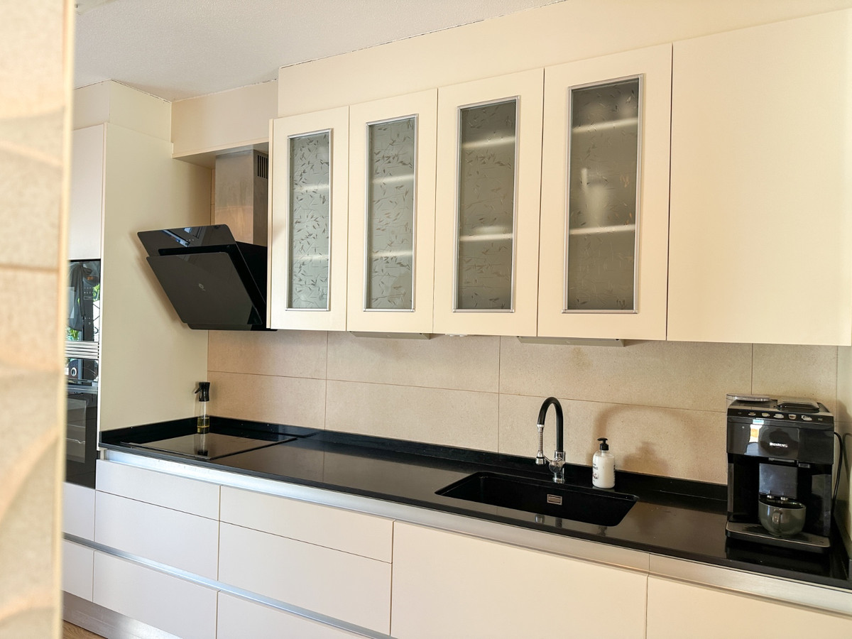 For sale - 2 Bedroom 2 Bathroom House - Townhouse in Torrevieja - Torrevieja Centro  - Alicante