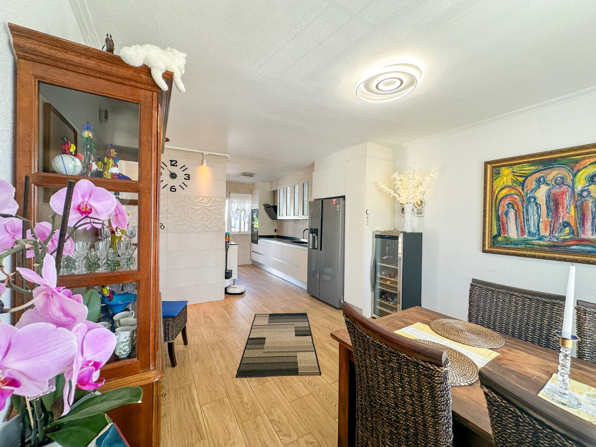 For sale - 2 Bedroom 2 Bathroom House - Townhouse in Torrevieja - Torrevieja Centro  - Alicante