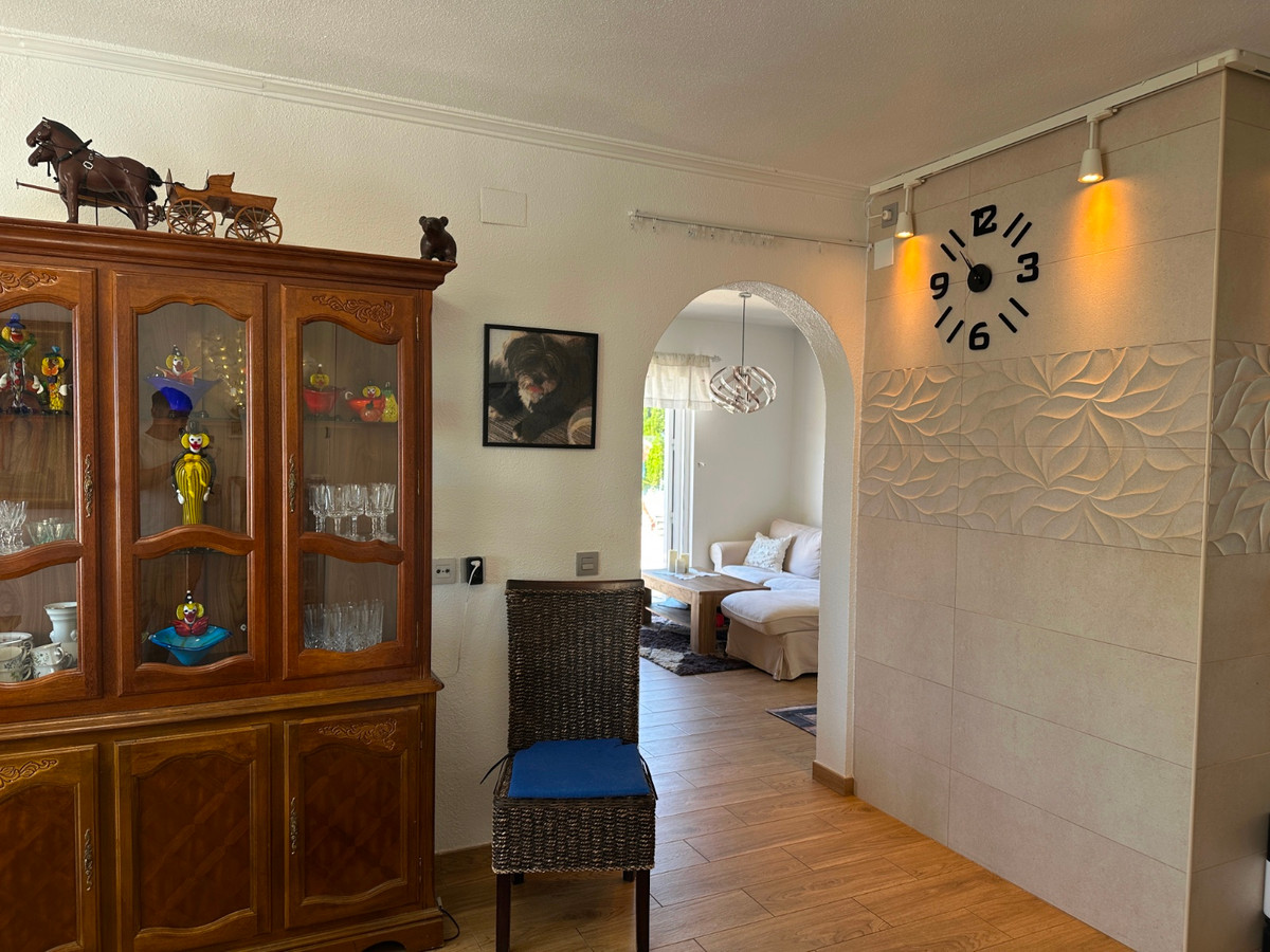For sale - 2 Bedroom 2 Bathroom House - Townhouse in Torrevieja - Torrevieja Centro  - Alicante
