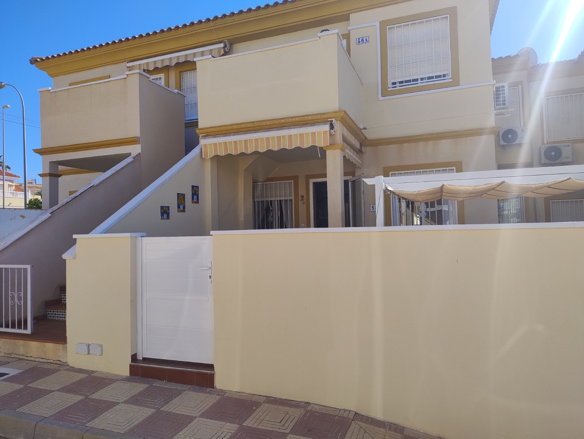 For sale - 2 Bedroom 1 Bathroom Apartment - Ground Floor Apartment in Orihuela - Orihuela Centro  - Alicante
