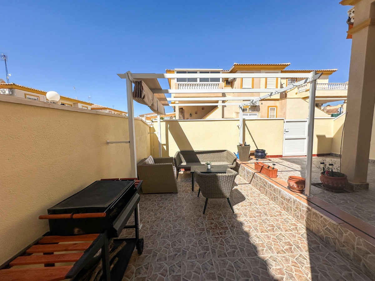 For sale - 2 Bedroom 1 Bathroom Apartment - Ground Floor Apartment in Orihuela - Orihuela Centro  - Alicante