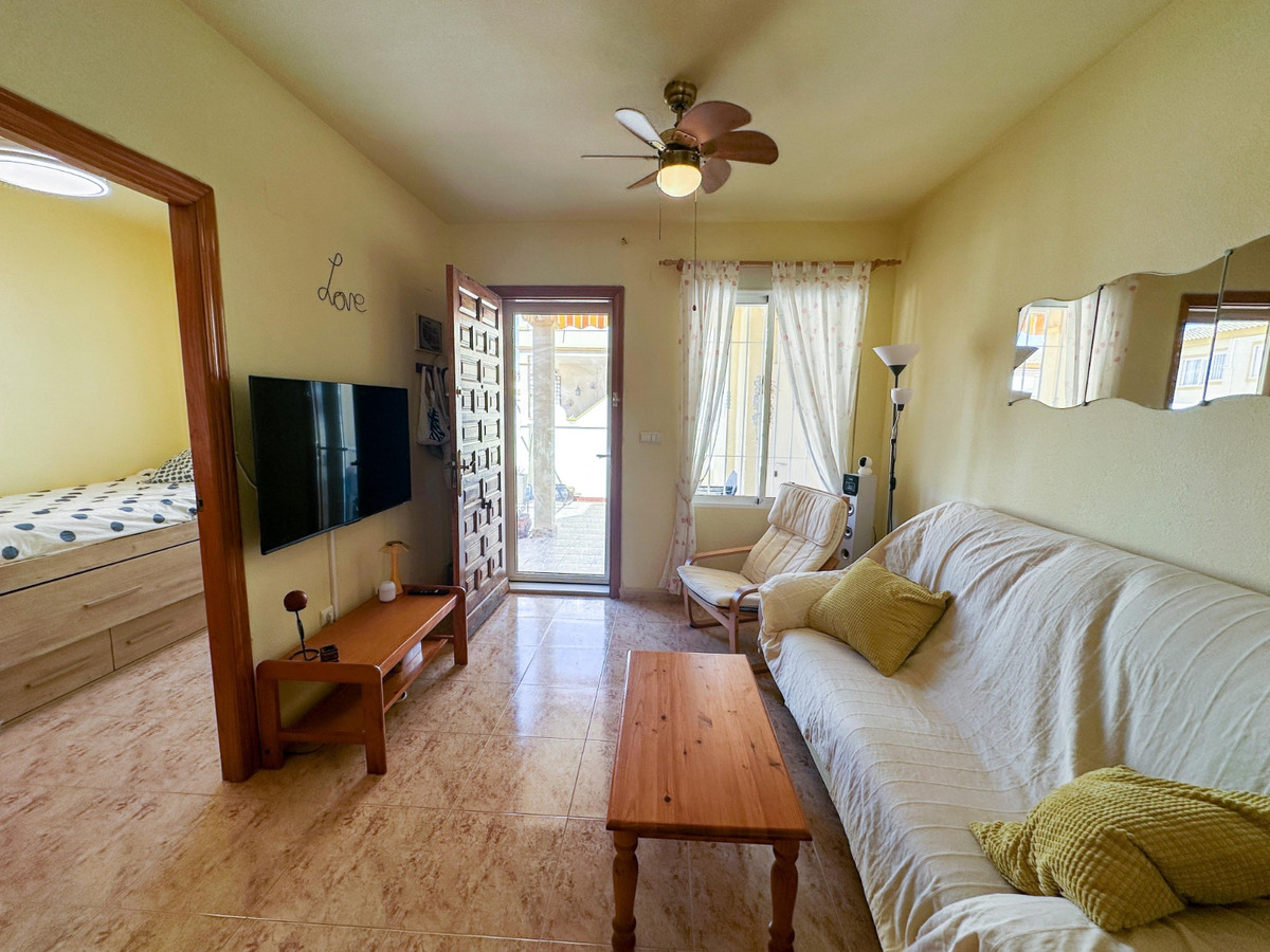 For sale - 2 Bedroom 1 Bathroom Apartment - Ground Floor Apartment in Orihuela - Orihuela Centro  - Alicante