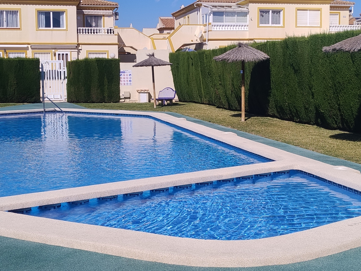 For sale - 2 Bedroom 1 Bathroom Apartment - Ground Floor Apartment in Orihuela - Orihuela Centro  - Alicante