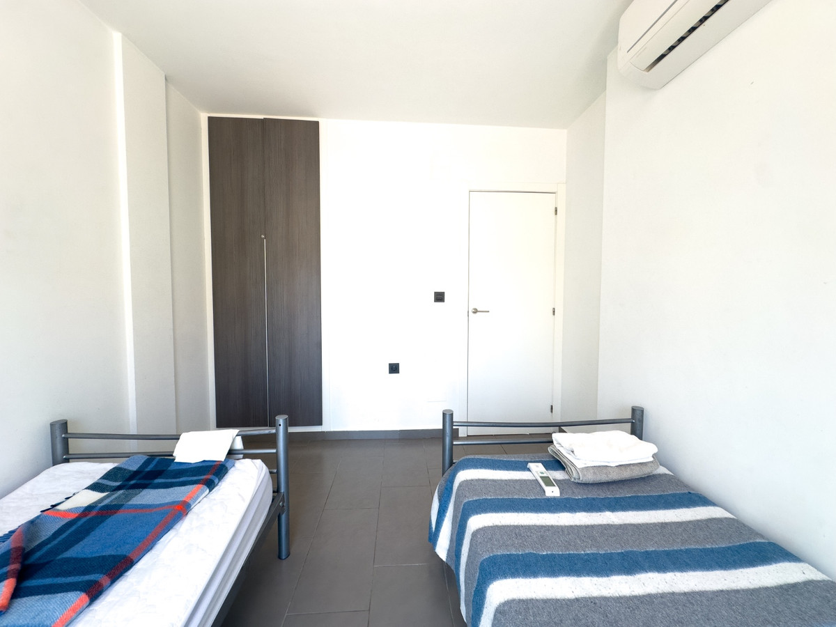For sale - 2 Bedroom 2 Bathroom Penthouse in La Zenia  - La Zenia  - Alicante