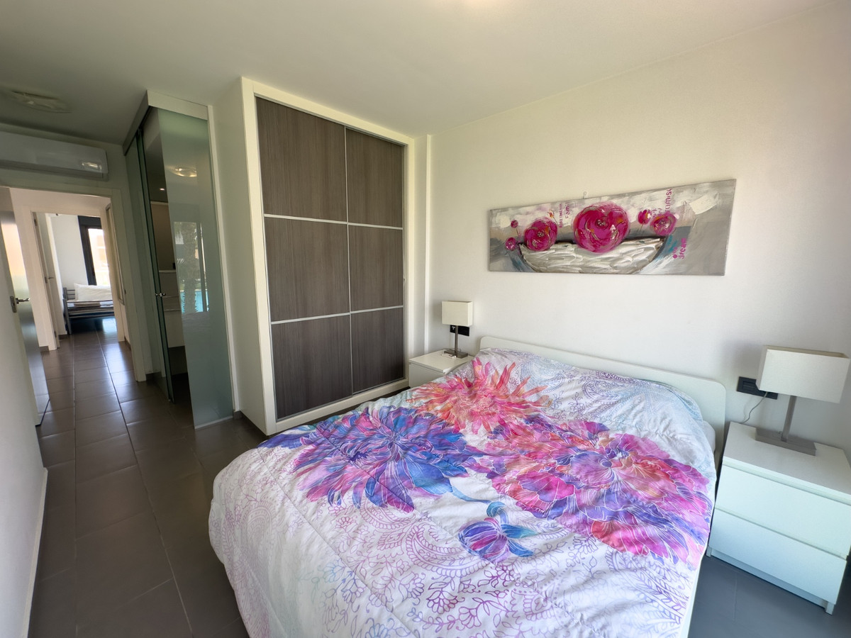 For sale - 2 Bedroom 2 Bathroom Penthouse in La Zenia - La Zenia  - Alicante