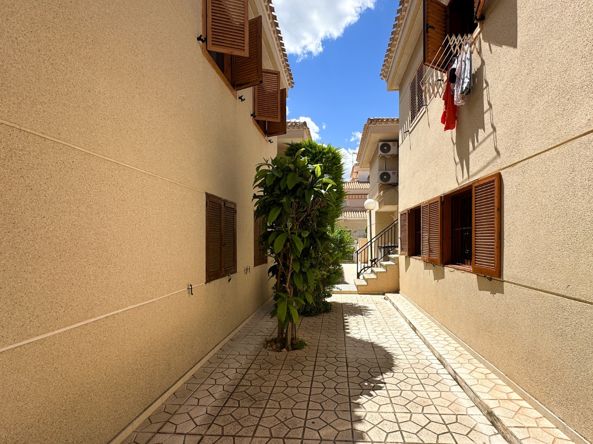 For sale - 2 Bedroom 1 Bathroom Apartment - Ground Floor Apartment in Orihuela - Playa Flamenca  - Alicante