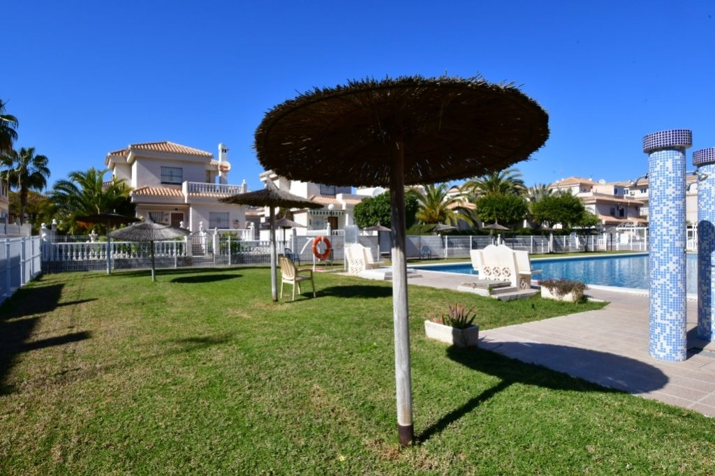 For sale - 2 Bedroom 1 Bathroom Apartment - Ground Floor Apartment in Orihuela - Playa Flamenca  - Alicante