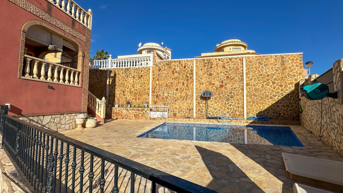For sale - 3 Bedroom 4 Bathroom House - Townhouse in San Miguel de Salinas - San Miguel de Salinas Centro  - Alicante