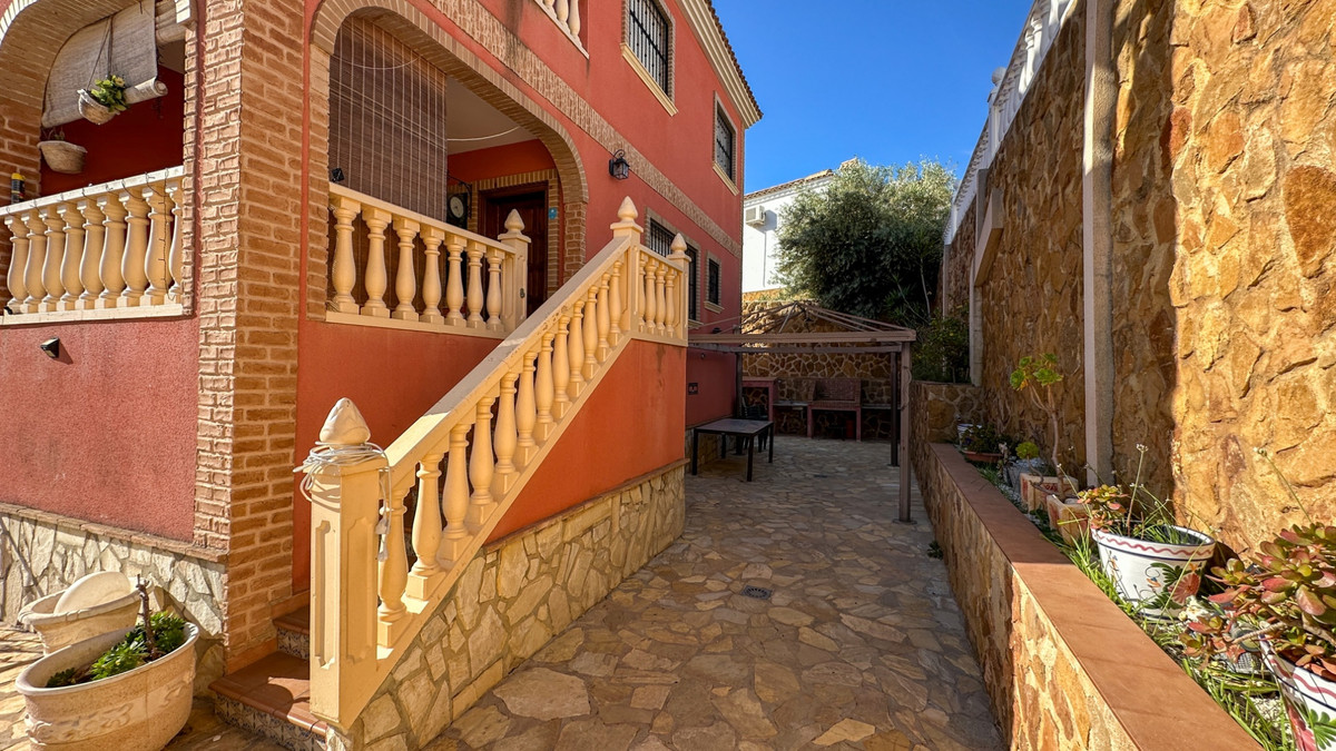 For sale - 3 Bedroom 4 Bathroom House - Townhouse in San Miguel de Salinas - San Miguel de Salinas Centro  - Alicante