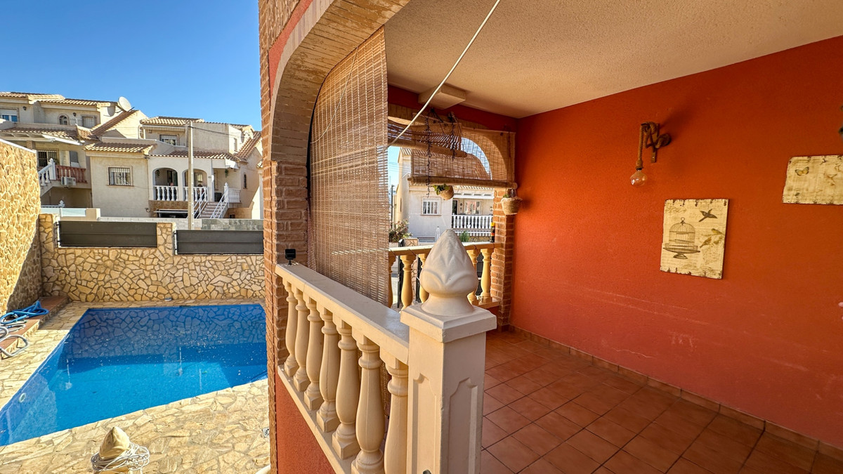 For sale - 3 Bedroom 4 Bathroom House - Townhouse in San Miguel de Salinas - San Miguel de Salinas Centro  - Alicante