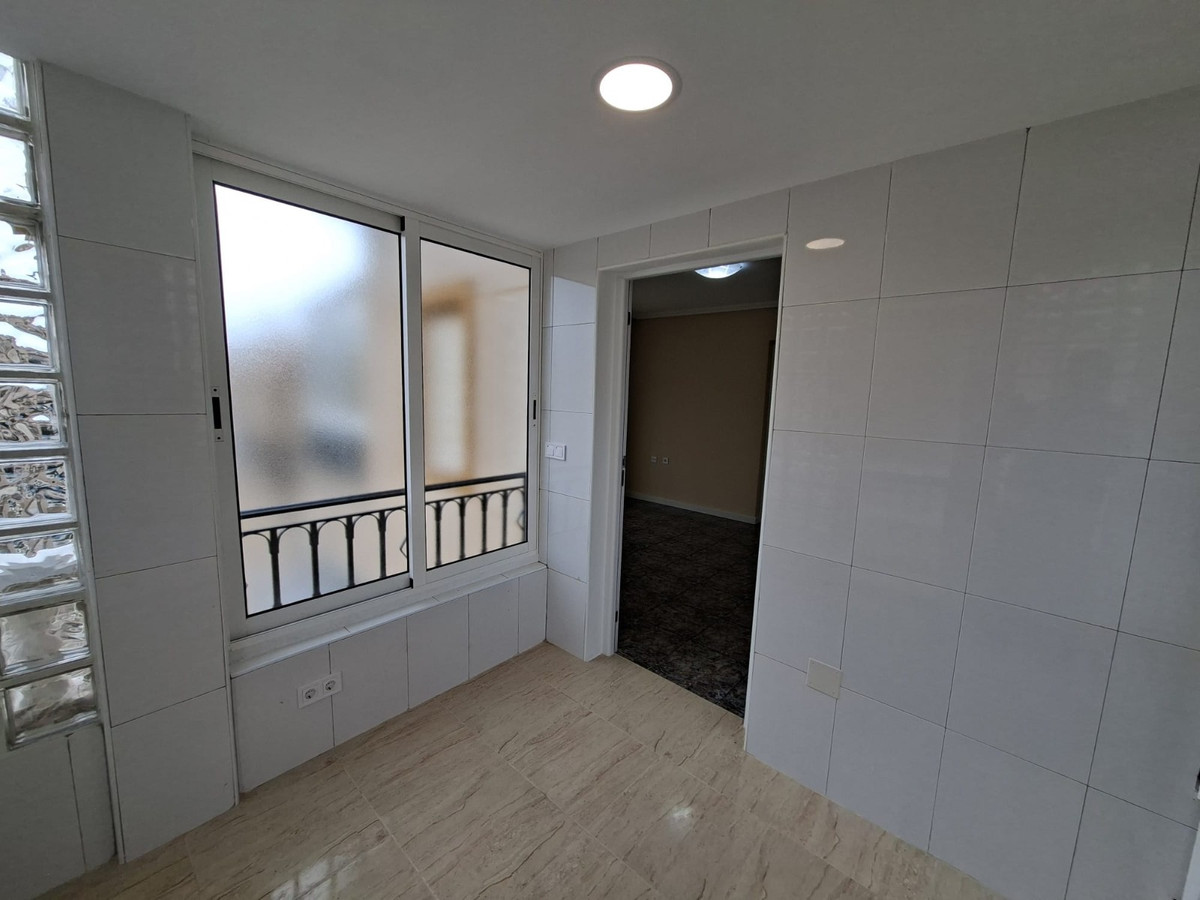 For sale - 2 Bedroom 1 Bathroom penthouse in Playa Flamenca  - Playa Flamenca  - Alicante