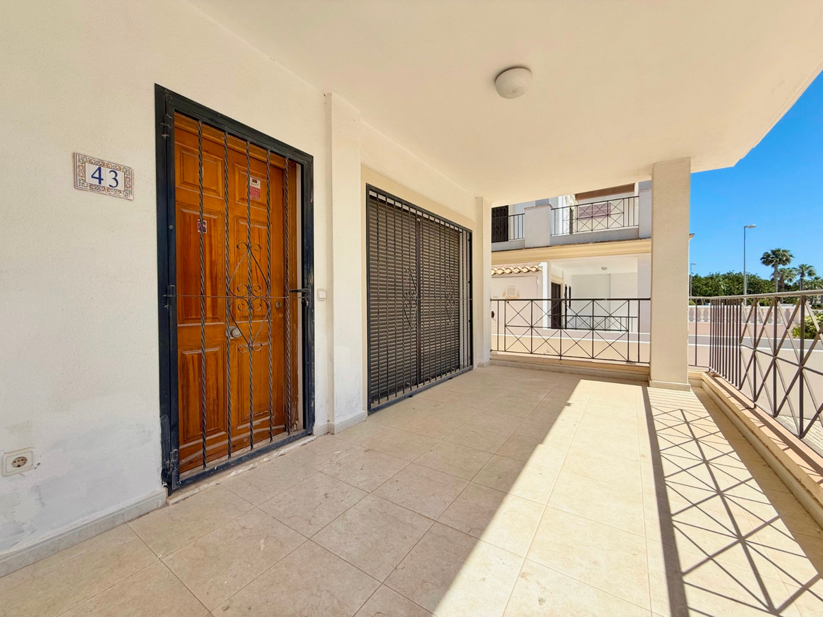For sale - 3 Bedroom 2 Bathroom Townhouse in Ciudad Quesada  - Ciudad Quesada  - Alicante
