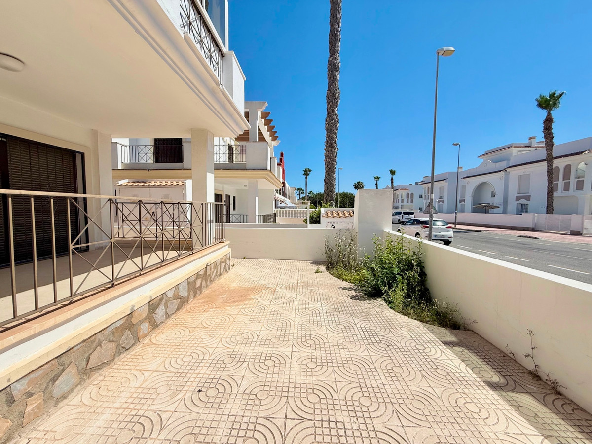 For sale - 3 Bedroom 2 Bathroom Townhouse in Ciudad Quesada  - Ciudad Quesada  - Alicante