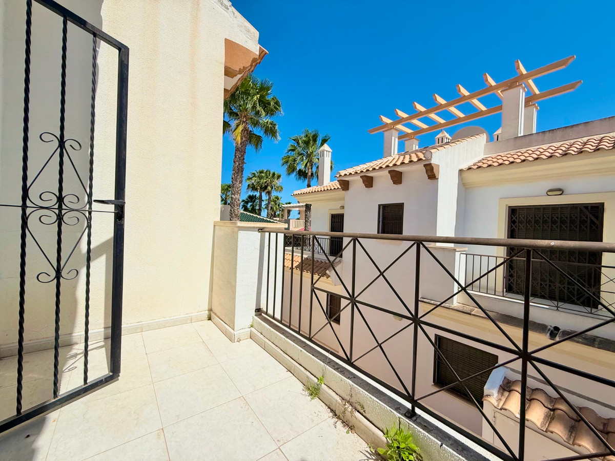 For sale - 3 Bedroom 2 Bathroom Townhouse in Ciudad Quesada  - Ciudad Quesada  - Alicante