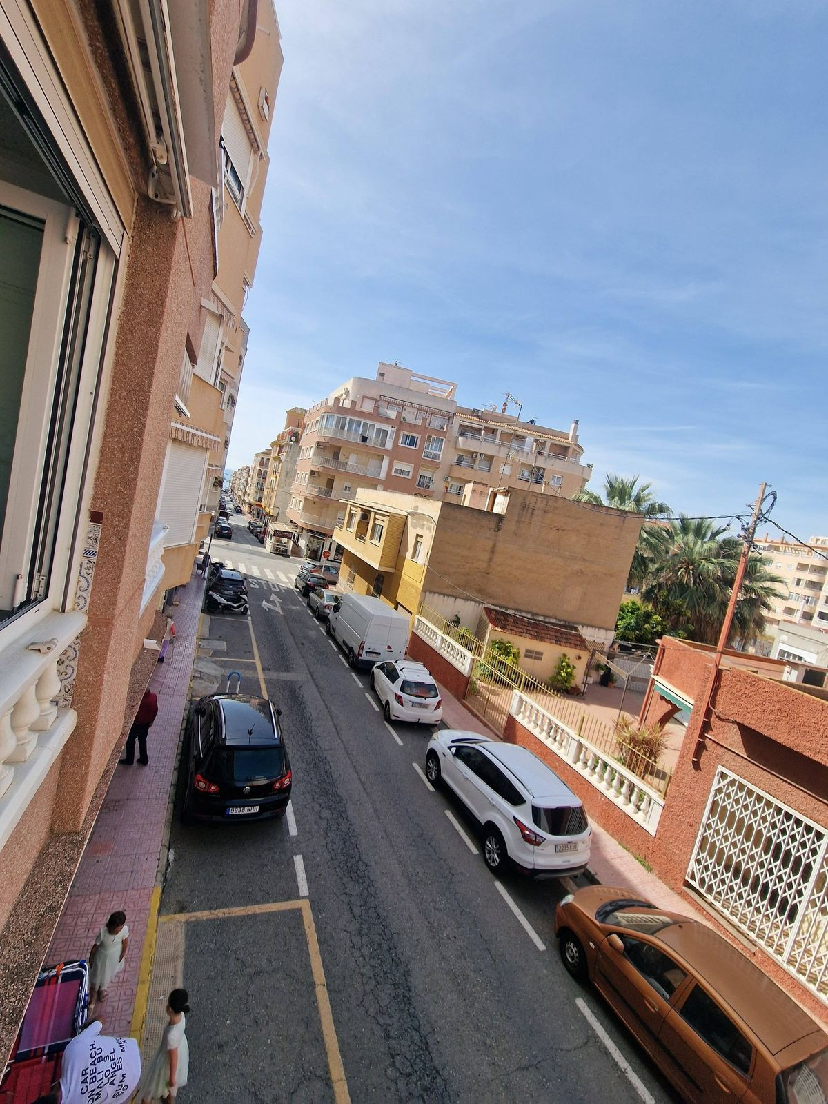 For sale - 2 Bedroom 1 Bathroom Apartment - Middle Floor Apartment in Torrevieja - Torrevieja Centro  - Alicante