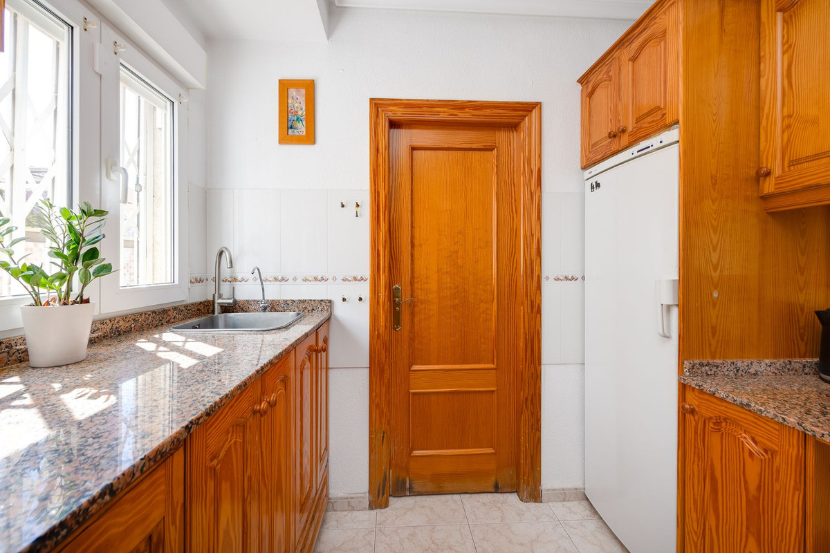For sale - 3 Bedroom 2 Bathroom Detached Villa in Playa Flamenca - Orihuela Costa  - Alicante