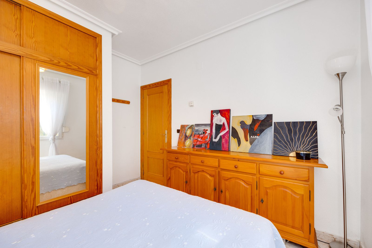 For sale - 3 Bedroom 2 Bathroom Detached Villa in Playa Flamenca - Orihuela Costa  - Alicante