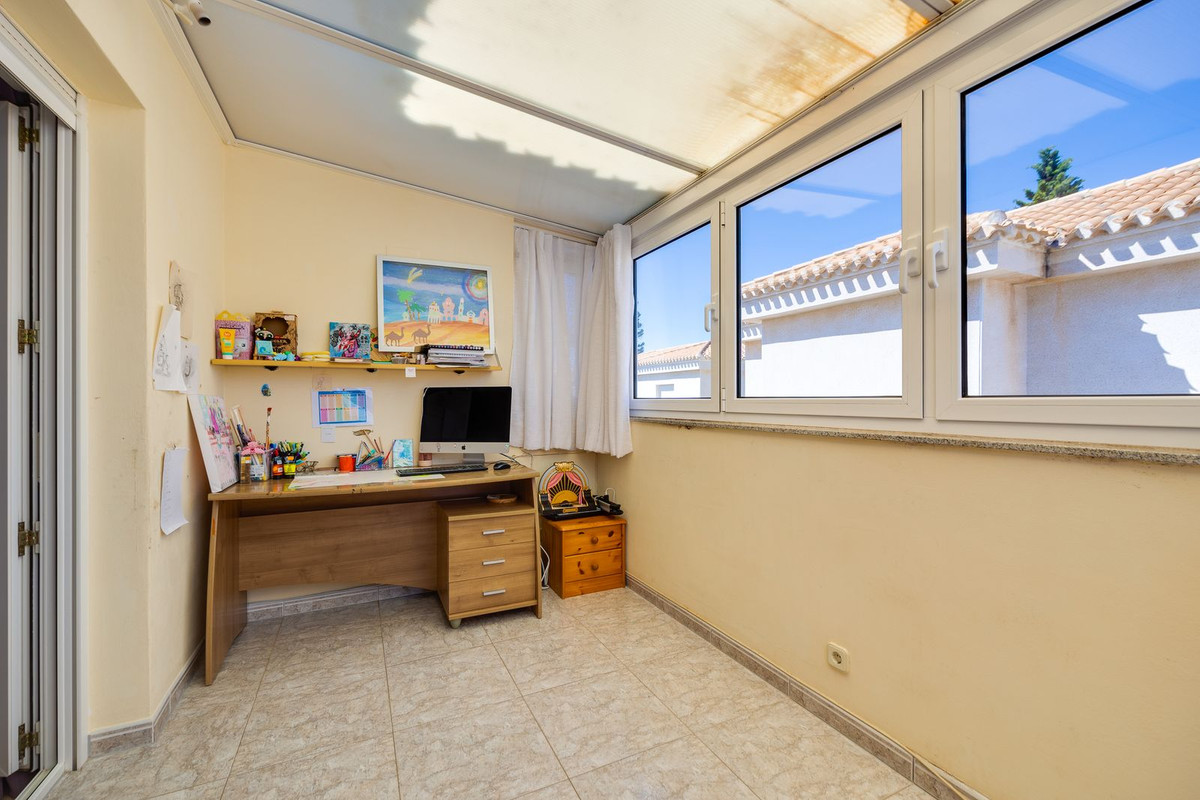 For sale - 3 Bedroom 2 Bathroom Detached Villa in Playa Flamenca - Orihuela Costa  - Alicante