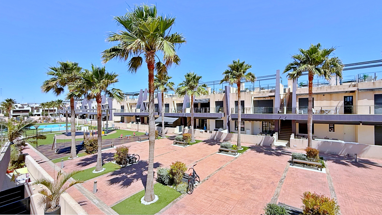For sale - 3 Bedroom 2 Bathroom Penthouse in Pilar de la Horadada - Torre de la Horadada  - Alicante