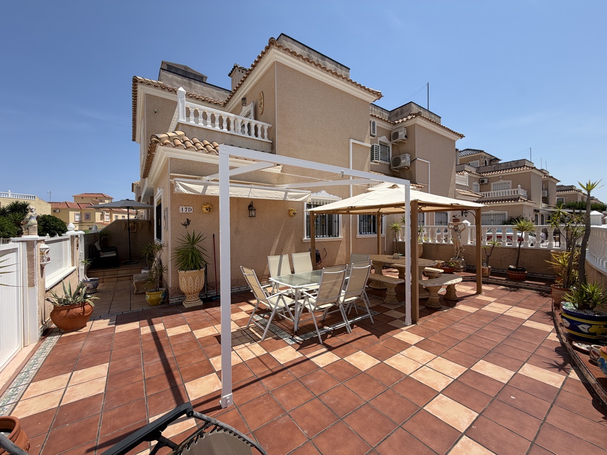 For sale - 2 Bedroom 2 Bathroom Quad in La Zenia - , La Zenia, Alicante, Spain - Alicante