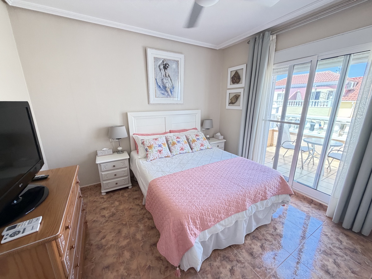 For sale - 2 Bedroom 2 Bathroom Quad in La Zenia - , La Zenia, Alicante, Spain - Alicante