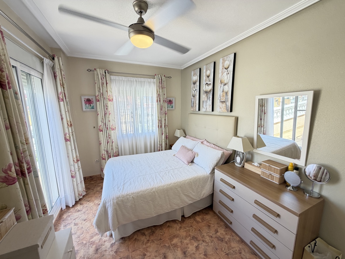 For sale - 2 Bedroom 2 Bathroom Quad in La Zenia - , La Zenia, Alicante, Spain - Alicante