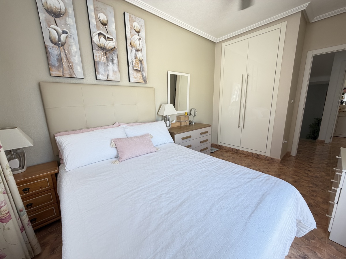 For sale - 2 Bedroom 2 Bathroom Quad in La Zenia - , La Zenia, Alicante, Spain - Alicante