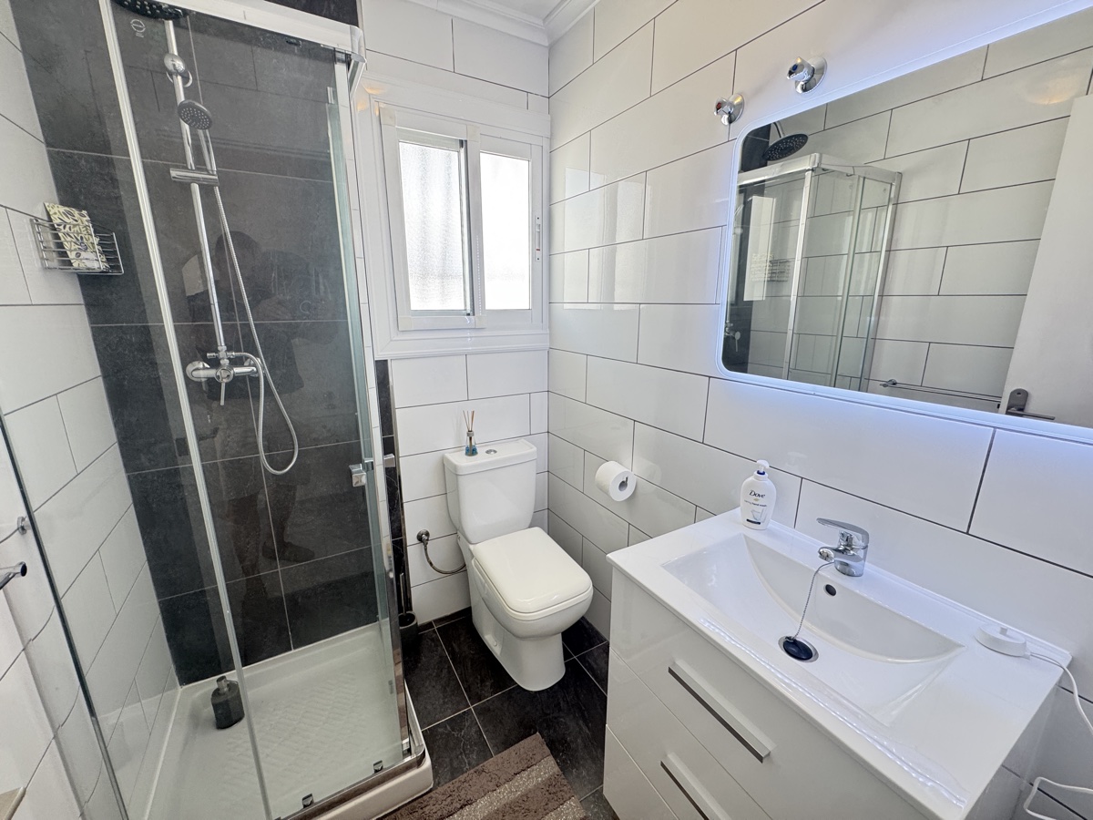 For sale - 2 Bedroom 2 Bathroom Villa in Eagles Nest - , Eagles Nest, Alicante, Spain - Alicante