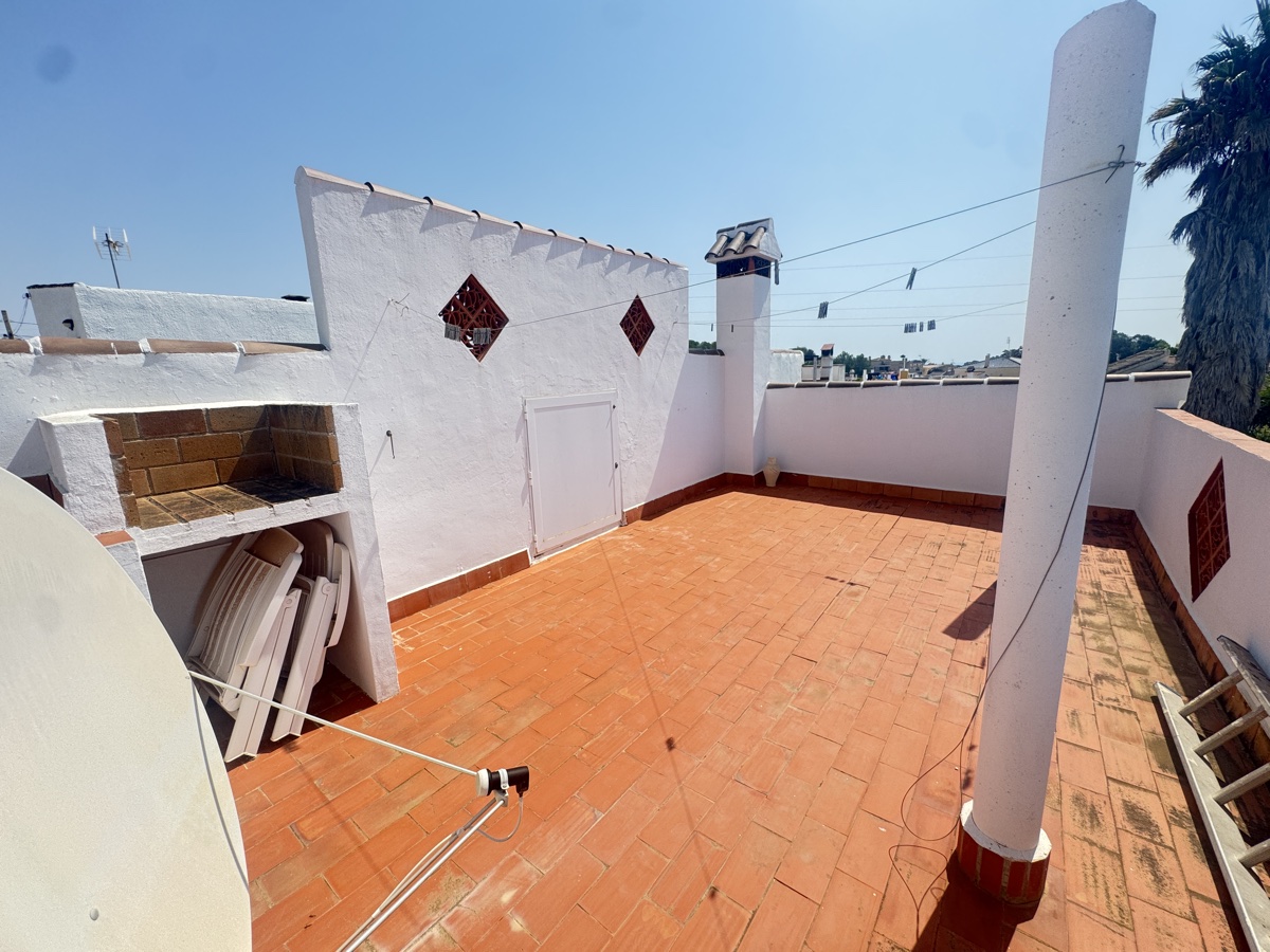 For sale - 2 Bedroom 2 Bathroom Villa in Eagles Nest - , Eagles Nest, Alicante, Spain - Alicante