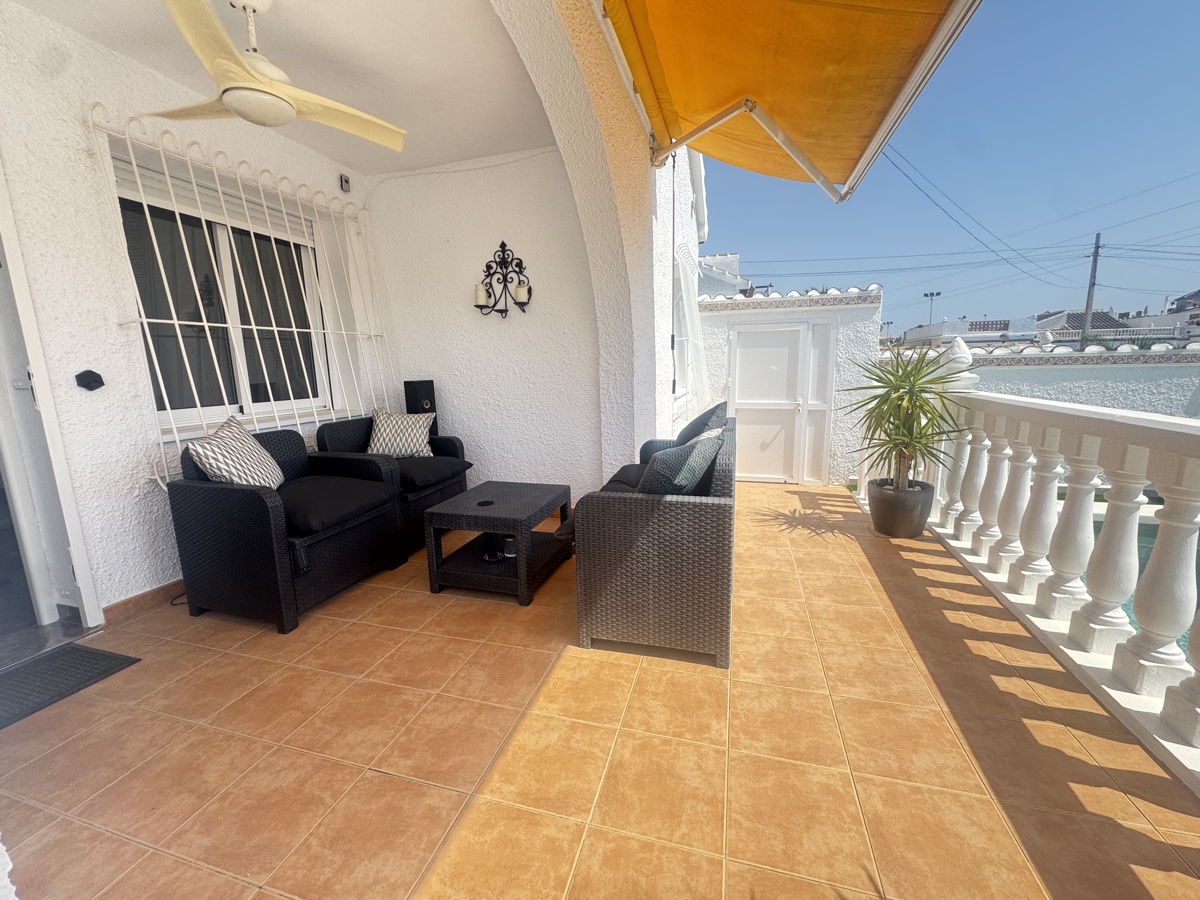 For sale - 2 Bedroom 2 Bathroom Villa in Eagles Nest - , Eagles Nest, Alicante, Spain - Alicante
