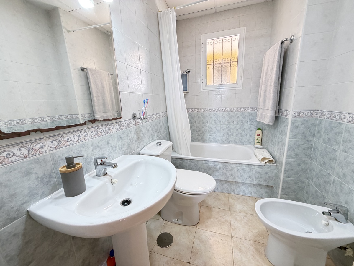 For sale - 2 Bedroom 1 Bathroom Apartment in La Zenia - , La Zenia, Alicante, Spain - Alicante