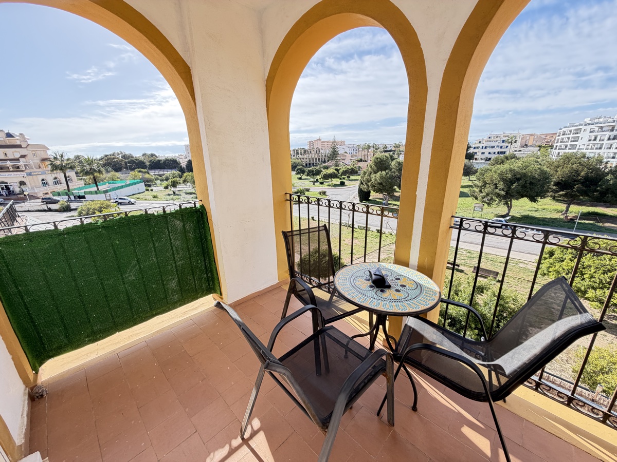 For sale - 2 Bedroom 1 Bathroom Apartment in La Zenia - , La Zenia, Alicante, Spain - Alicante