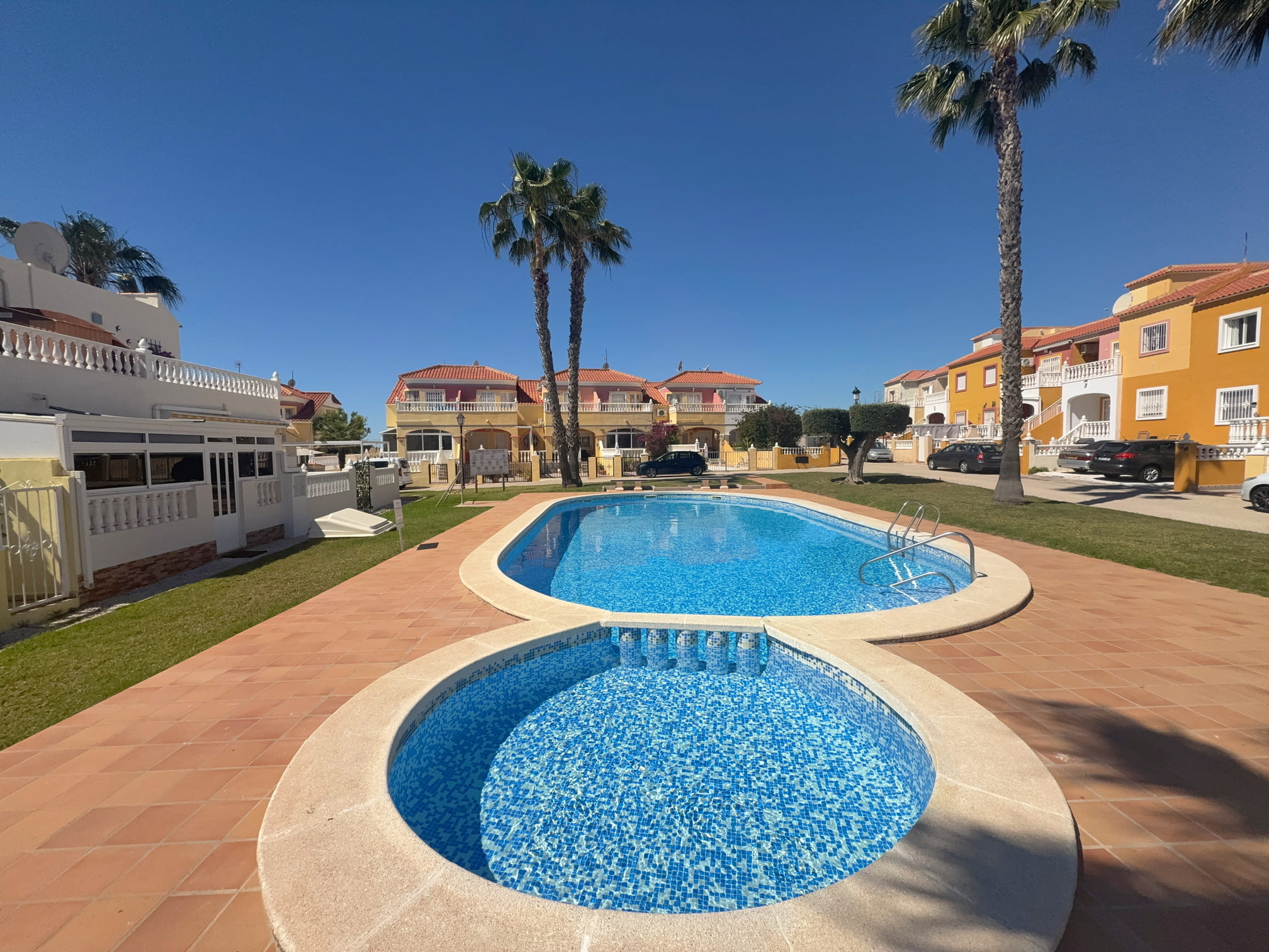 For sale - 2 Bedroom 2 Bathroom Semi Detached House in Cabo Roig -  - Alicante