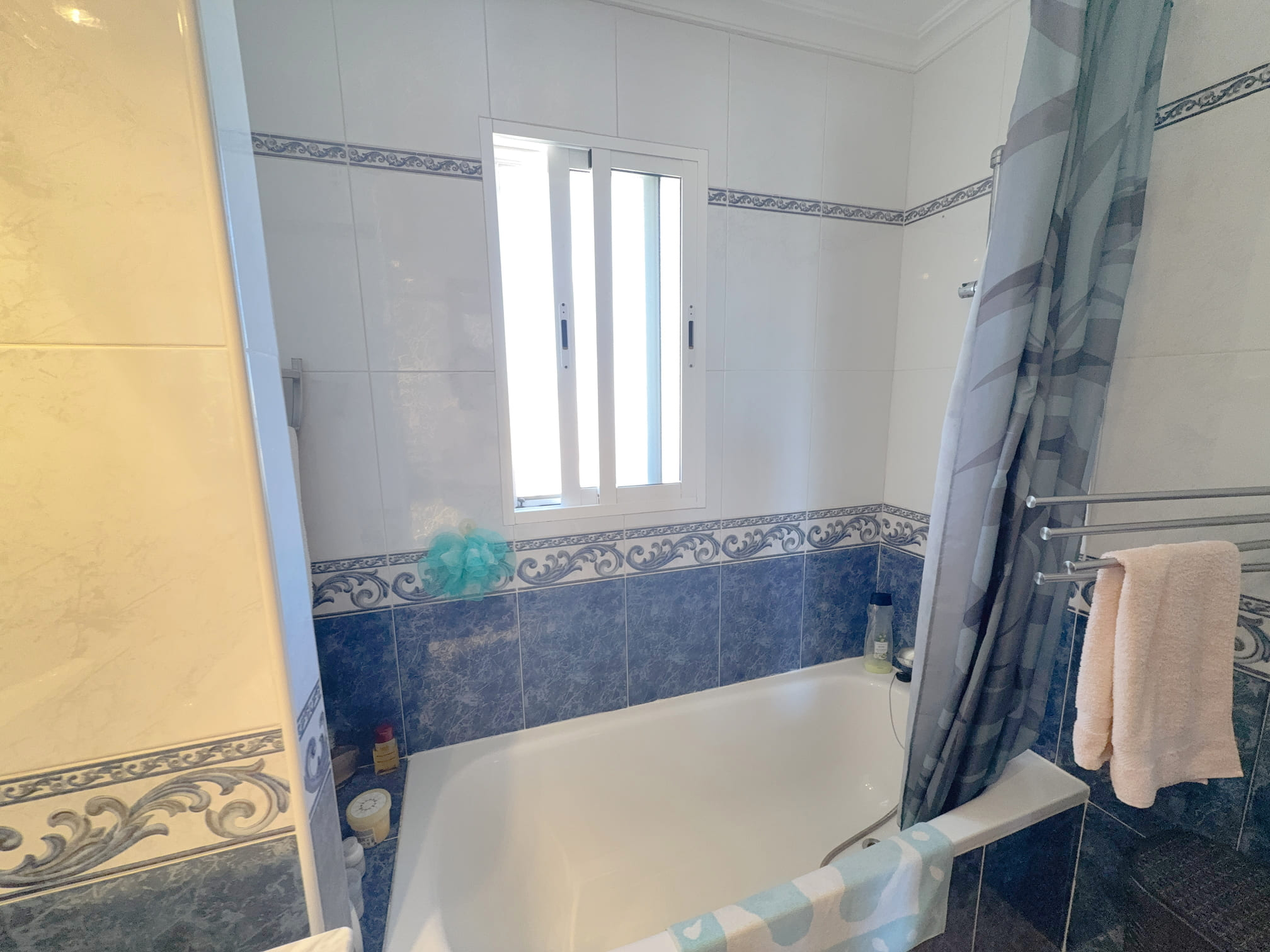 For sale - 2 Bedroom 2 Bathroom Semi Detached House in Cabo Roig -  - Alicante