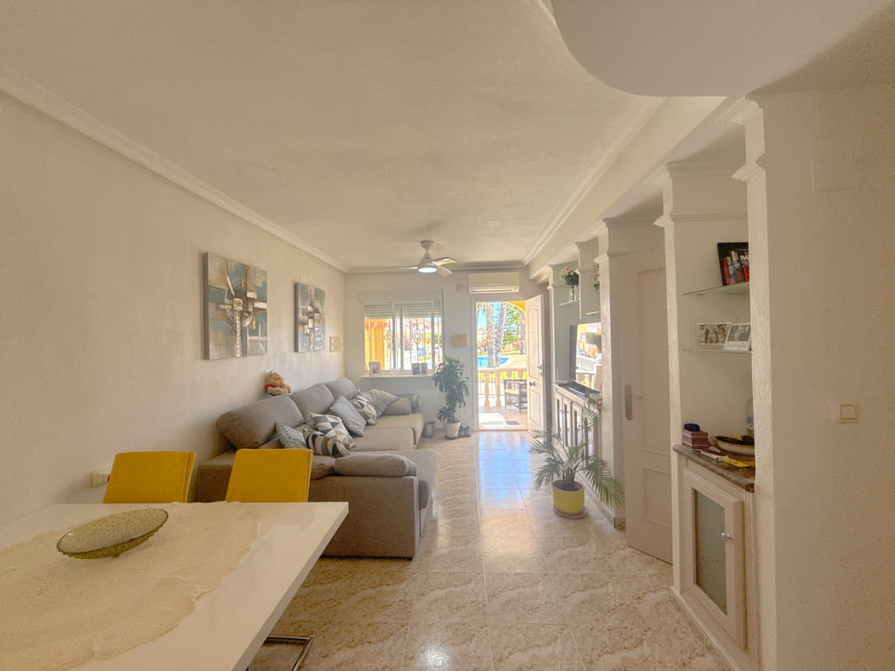 For sale - 3 Bedroom 2 Bathroom Townhouse in Cabo Roig -  - Alicante
