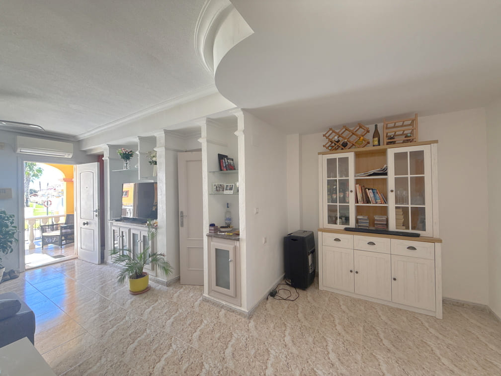 For sale - 3 Bedroom 2 Bathroom Townhouse in Cabo Roig -  - Alicante
