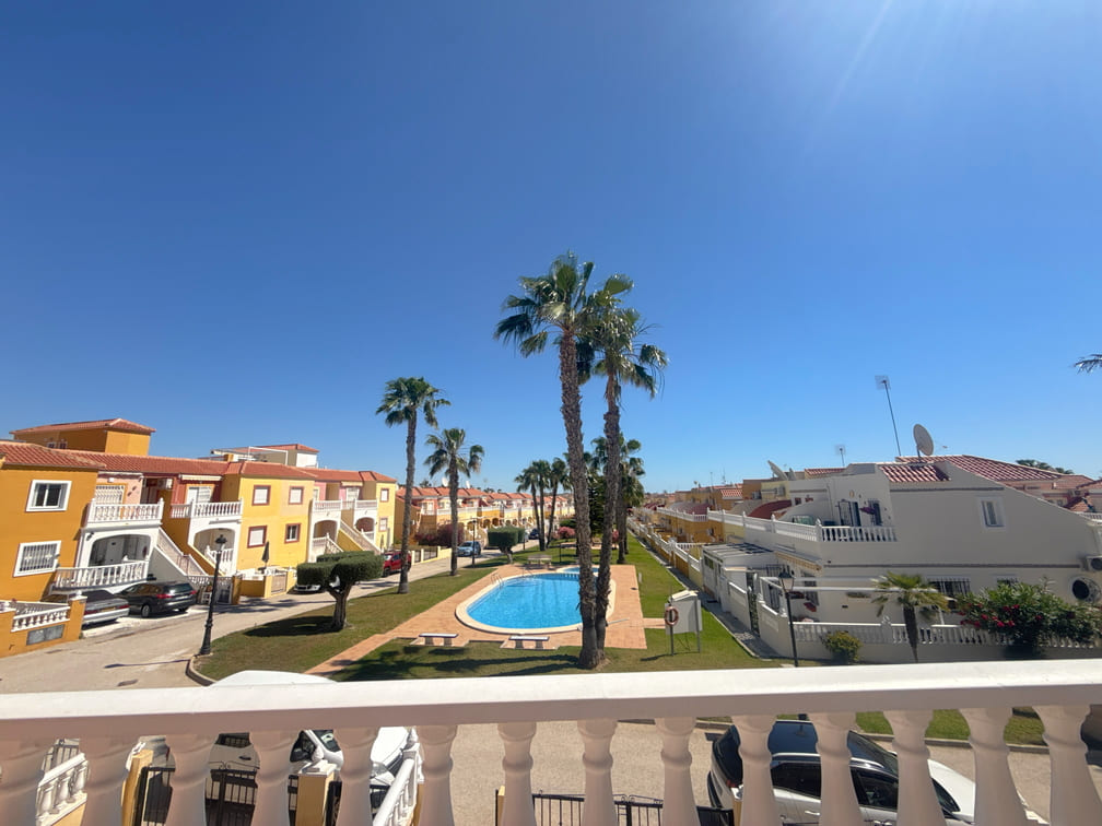For sale - 3 Bedroom 2 Bathroom Townhouse in Cabo Roig -  - Alicante