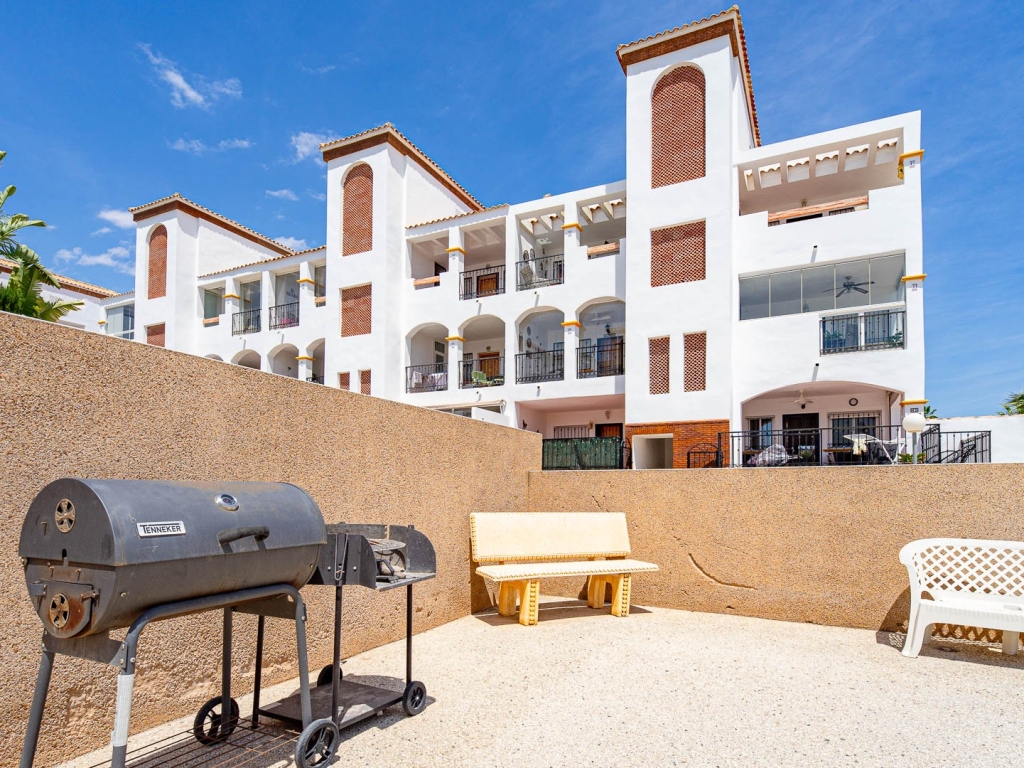 2 Bedroom 1 Bathroom Apartament in Punta Prima