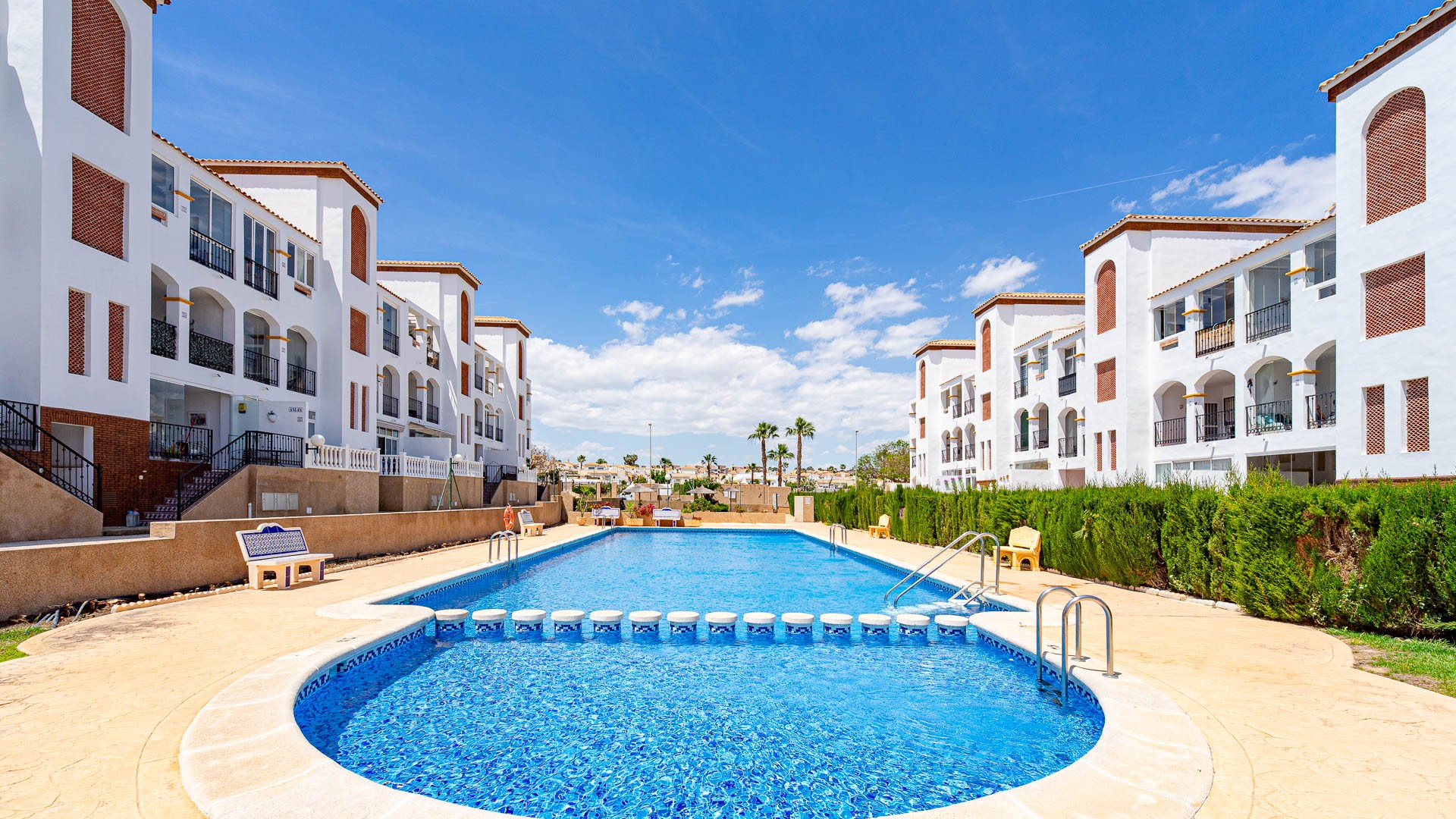 For sale - 2 Bedroom 1 Bathroom Penthouse Apartament in Punta Prima - La Ciñuelica  - Alicante