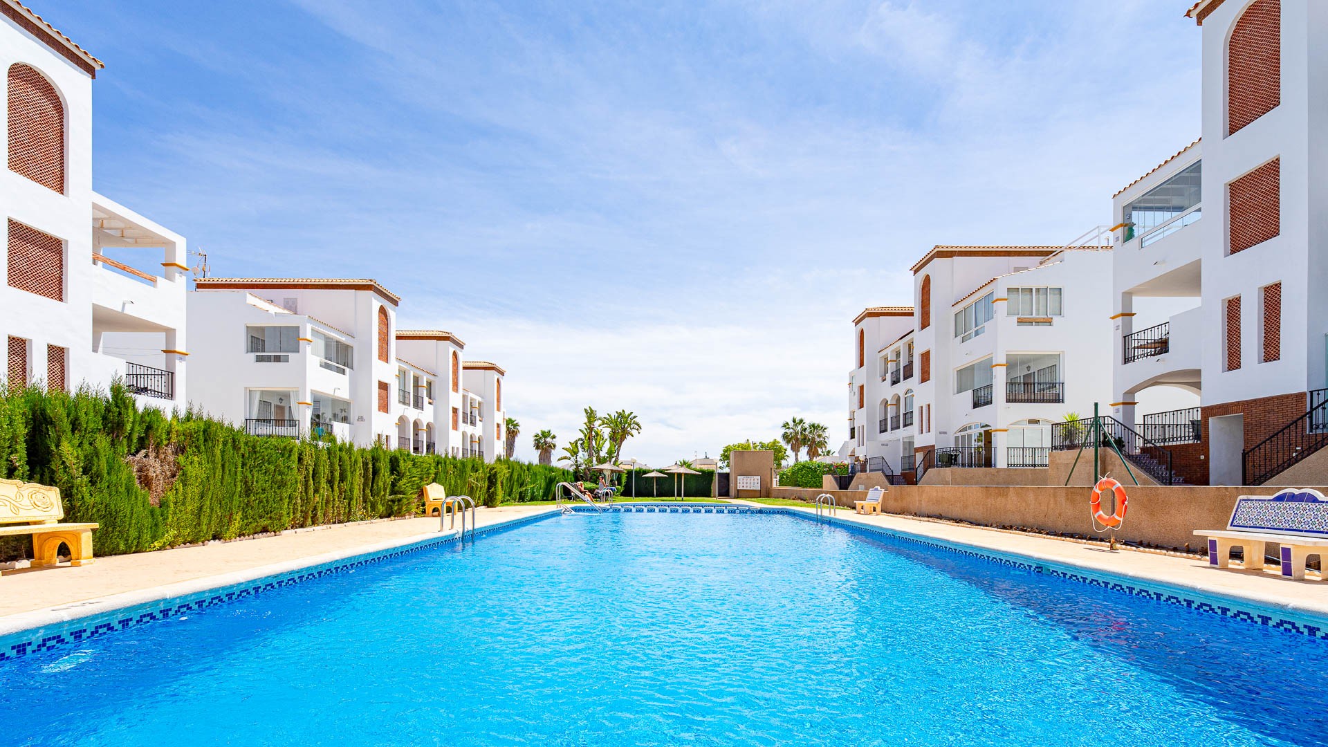 For sale - 2 Bedroom 1 Bathroom Penthouse Apartament in Punta Prima - La Ciñuelica  - Alicante