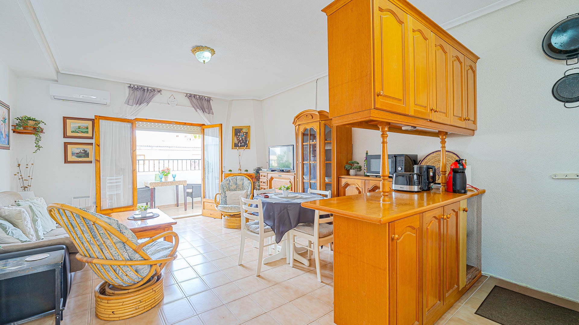 For sale - 2 Bedroom 1 Bathroom Apartament in Punta Prima - Punta Prima  - Alicante