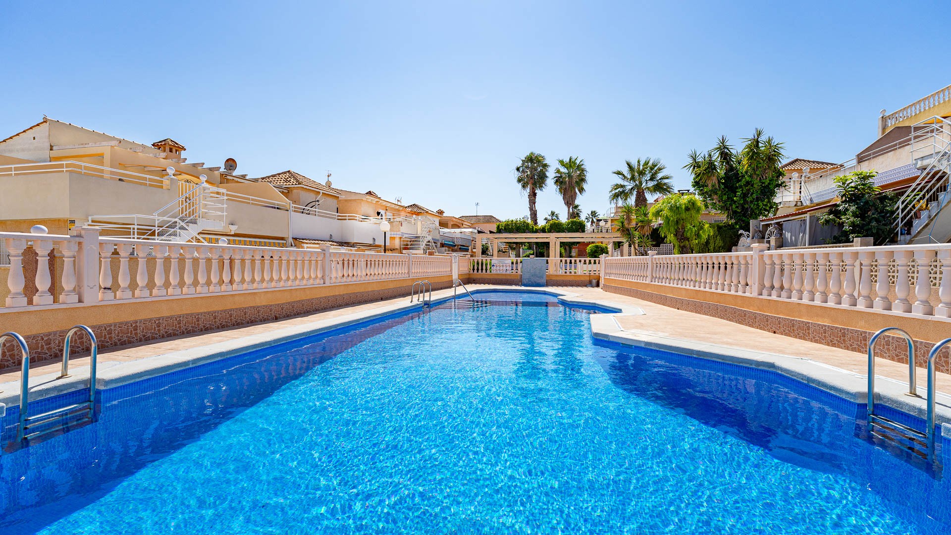 For sale - 2 Bedroom 1 Bathroom Townhouse in Los Altos - Los Altos  - Alicante